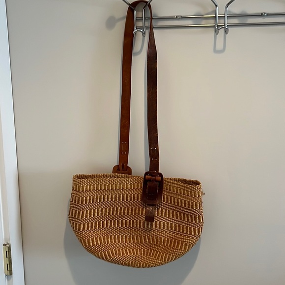 Vintage Handbags - Vintage Basket Bag with Brown Leather Strap